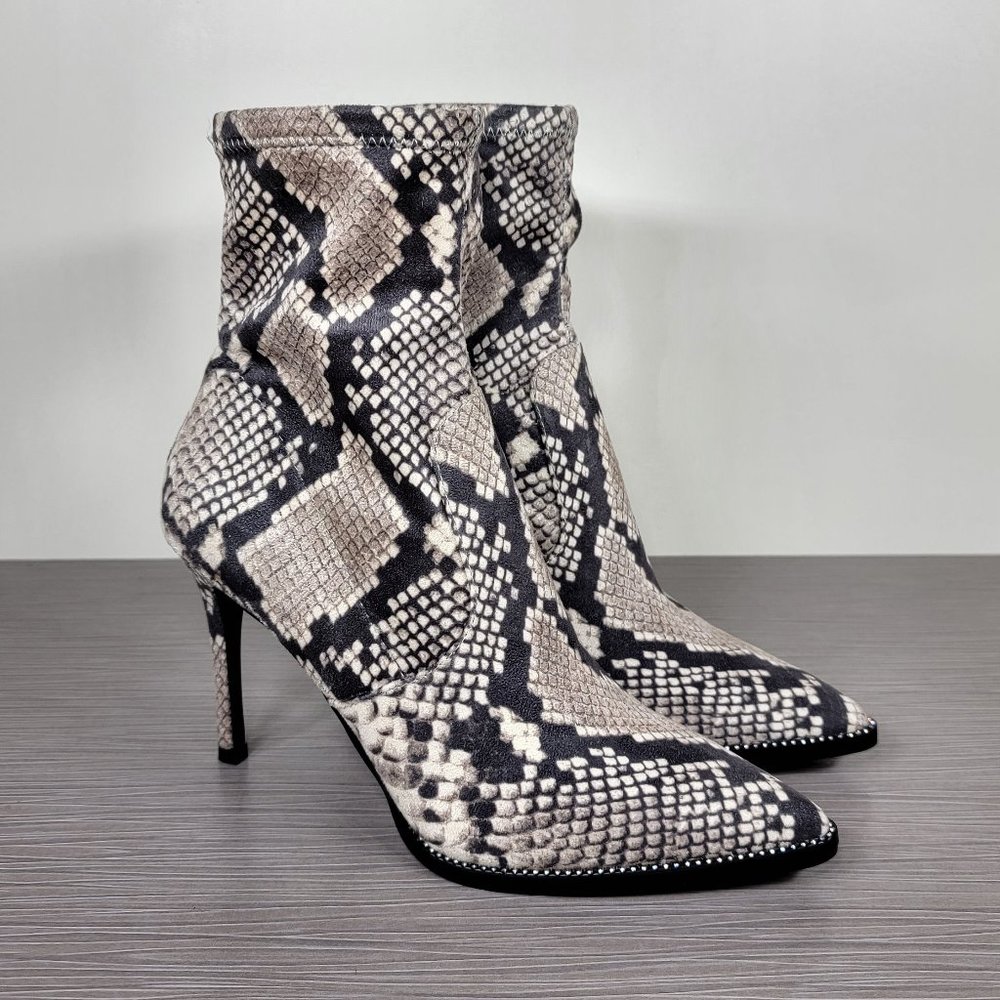 Steve Madden Distract Bootie, Snake Print Textile Womens Various Sizes